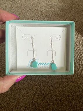 Premier Designs Aqua Drop Threader Earrings